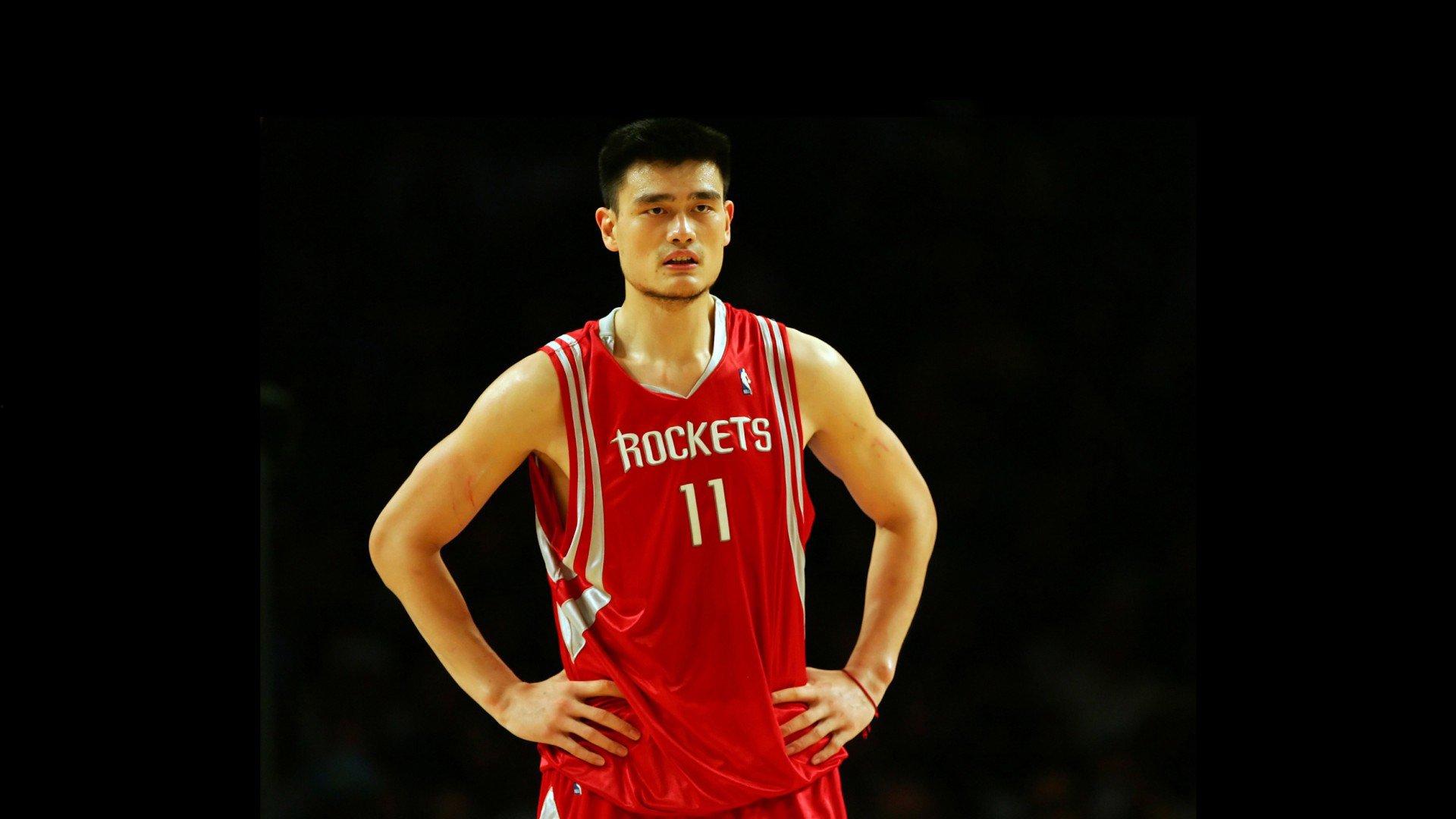 NBA球员薪水真相，实际到手不足五成！库里收入遭多重克扣