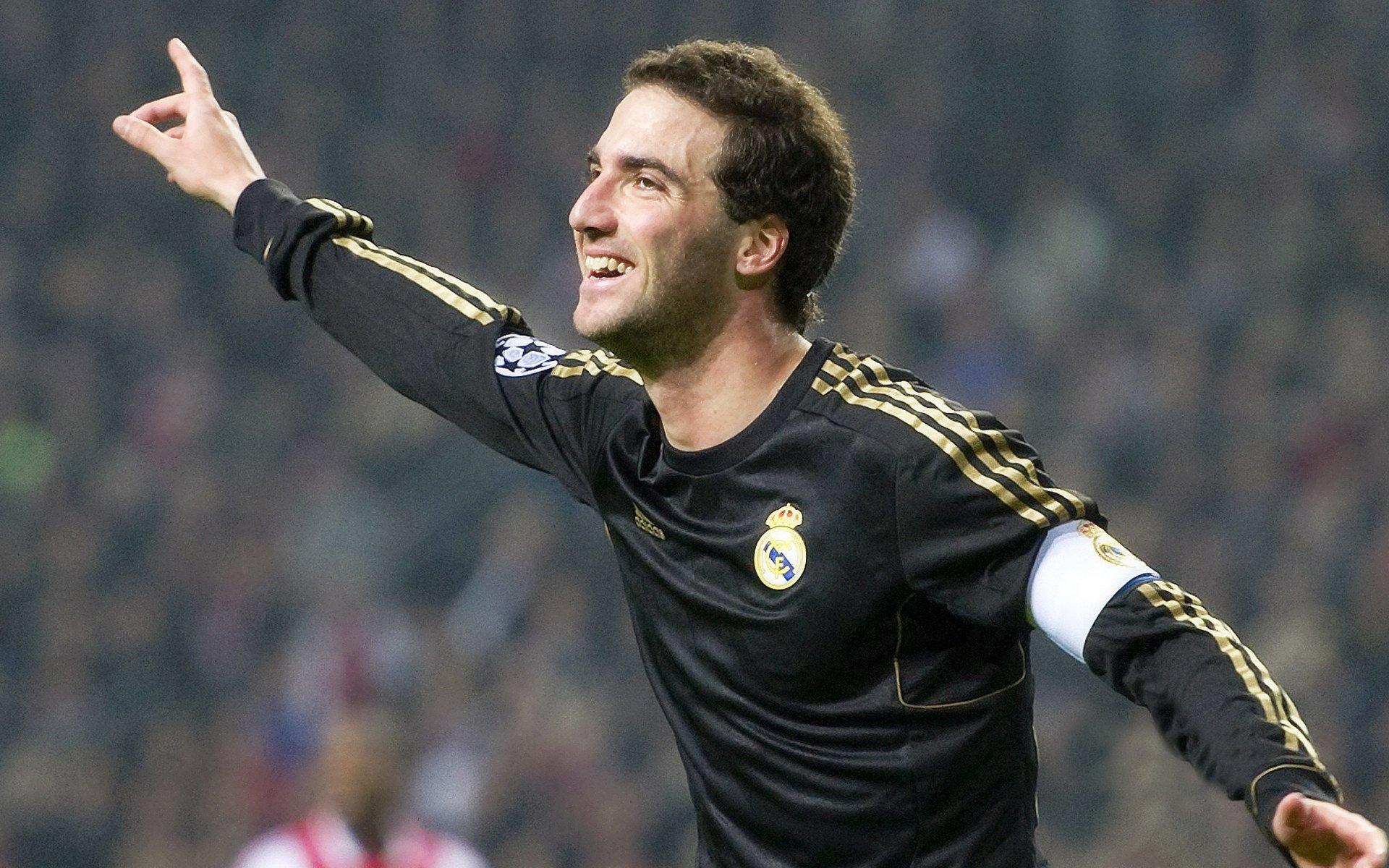 乔-科尔盛赞巴萨足球革命,定义时代的最伟大俱乐部